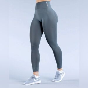 DFYNE DYNAMIC LEGGINGS LIKE NEW STONE GREY SIZE M